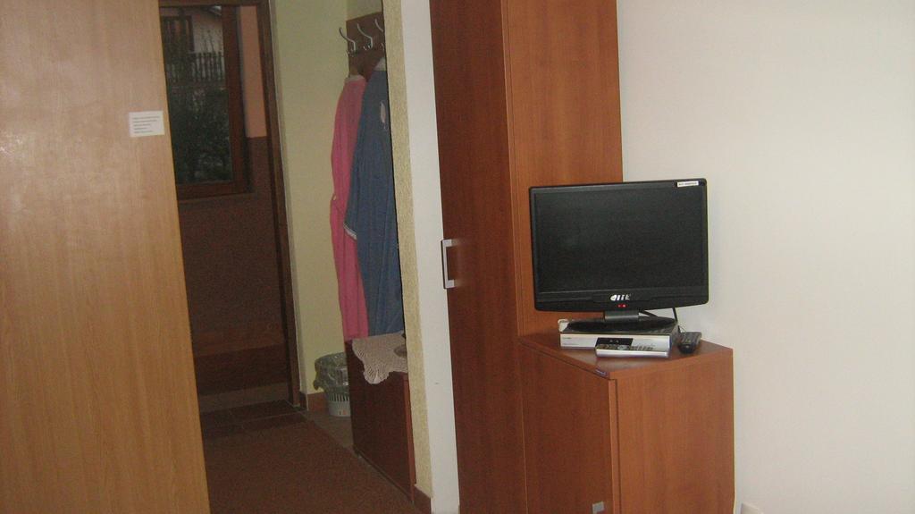 Farm Stay Lackovic Bilje Phòng bức ảnh